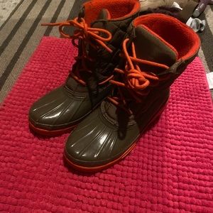 Women’s sperry boots